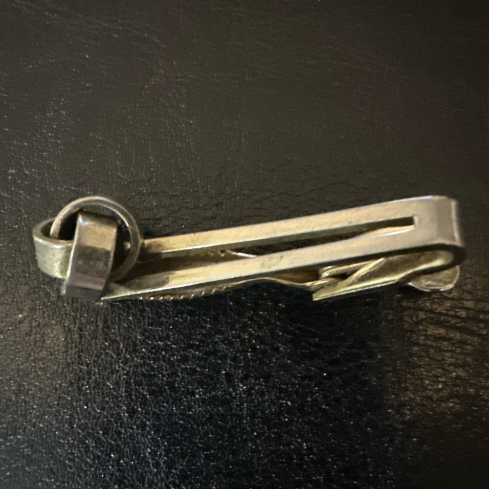Knot Design Gold Tone Vintage SWANK Tie Bar Clip